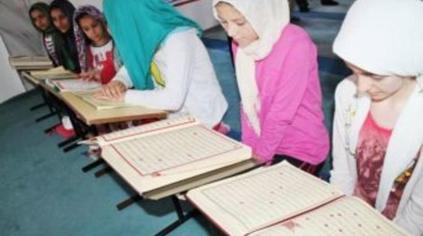 Yaz Kur&rsquo;an Kursları Başladı
