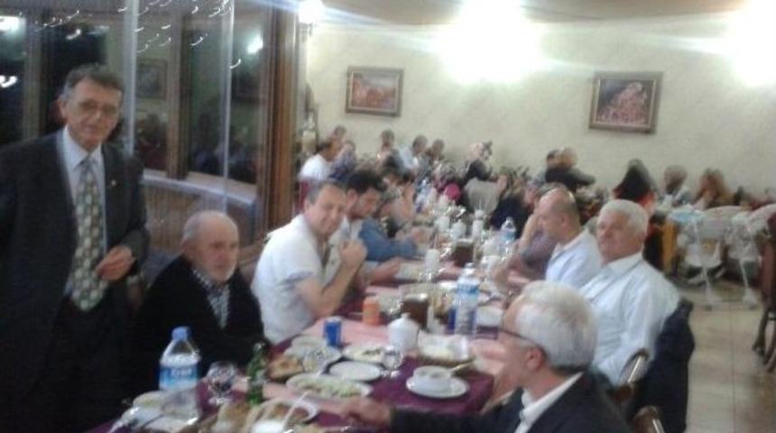 Boz&uuml;y&uuml;k&rsquo;te Tcdd Emeklileri İftar Yemeğinde Buluştu