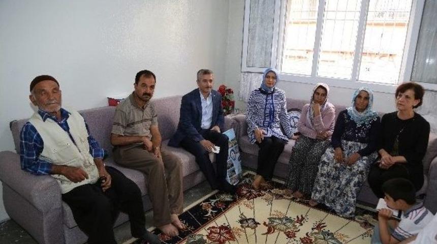 Aileleri Ziyaret Ettiler