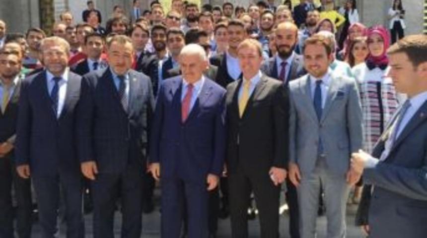 Başbakan K&uuml;tahyalı Gen&ccedil;lerle Buluştu