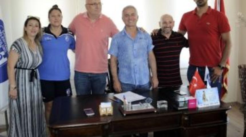 &Ccedil;anakkale Belediyespor Teknik Kadro İle S&ouml;zleşme Yeniledi