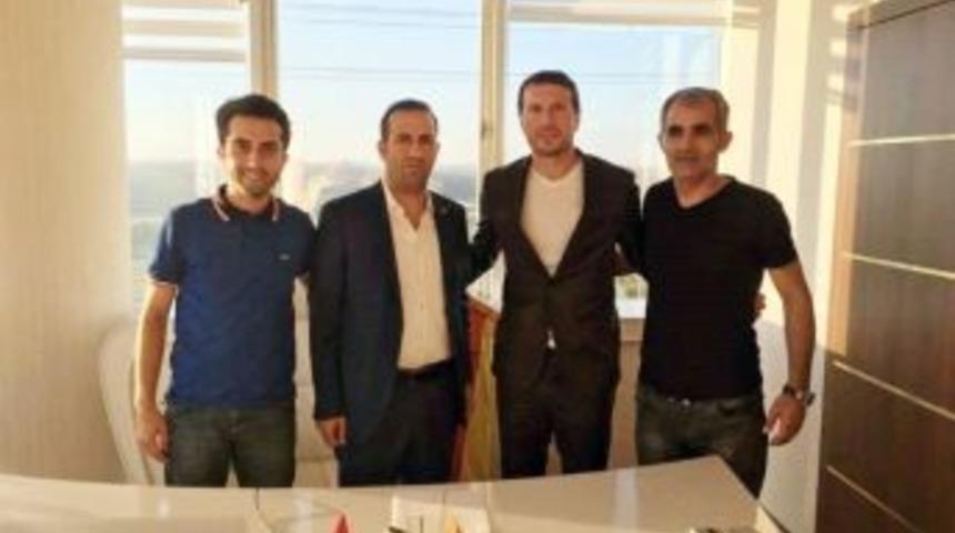 Yeni Malatyaspor, Dış Transferde 4 İsimle Prensipte Anlaştı