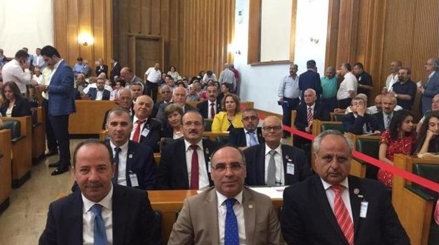 G&uuml;rkan Ve &Ccedil;ift&ccedil;i, Chp Grup Toplantısı&rsquo;na Katıldı