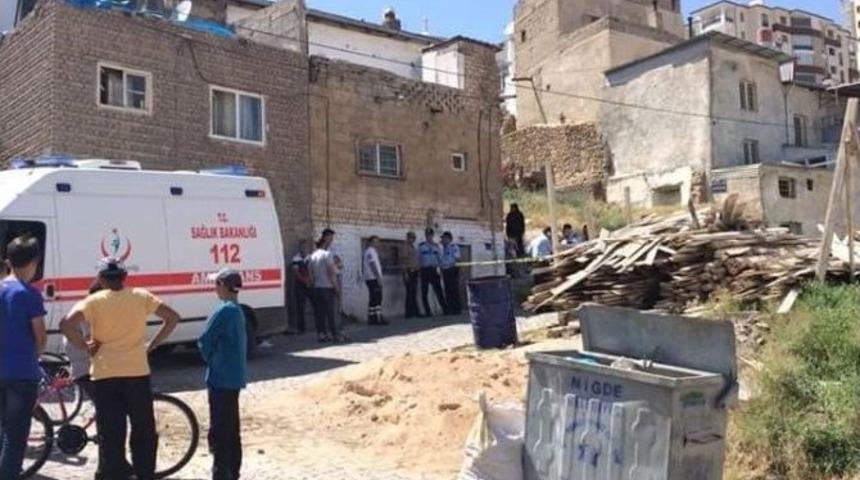 &Uuml;niversite &Ouml;ğrencisi Canına Kıydı