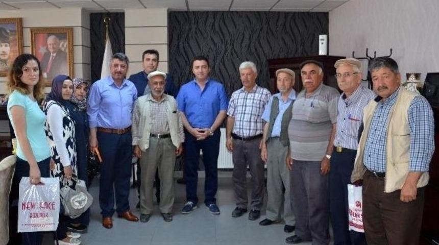 Kepenli K&ouml;yl&uuml;ler Boz&uuml;y&uuml;k Belediye Başkanı Fatih Bakıcı&rsquo;yı Ziyaret Etti
