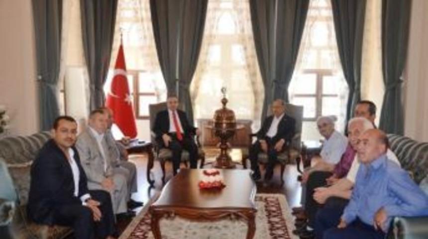 Muhtarlar Vali İsmail &Ccedil;atak&rsquo;a Ziyaret