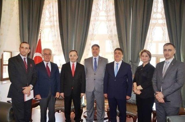 Irak Büyükelçisi Dr. Hisham Al-alawi Kilis Valiliğini Ziyaret Etti