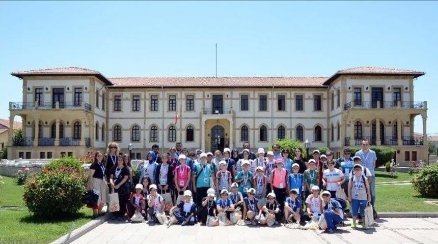 Hitit &Uuml;niversitesi Kapılarını &Ccedil;ocuklara A&ccedil;tı