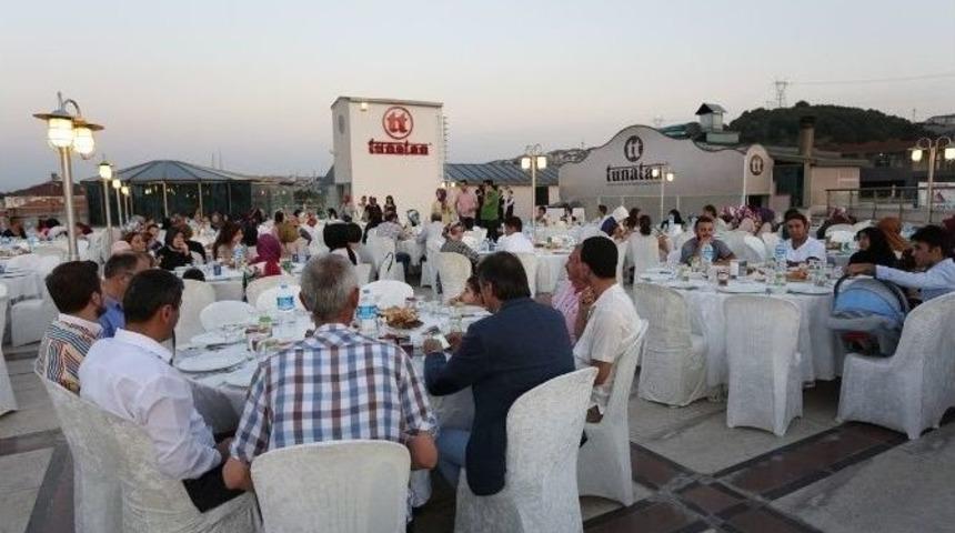 Başkan Yusuf Alemdar Y&ouml;&ccedil;eyder Serdivan Şubesiyle İftar A&ccedil;tı