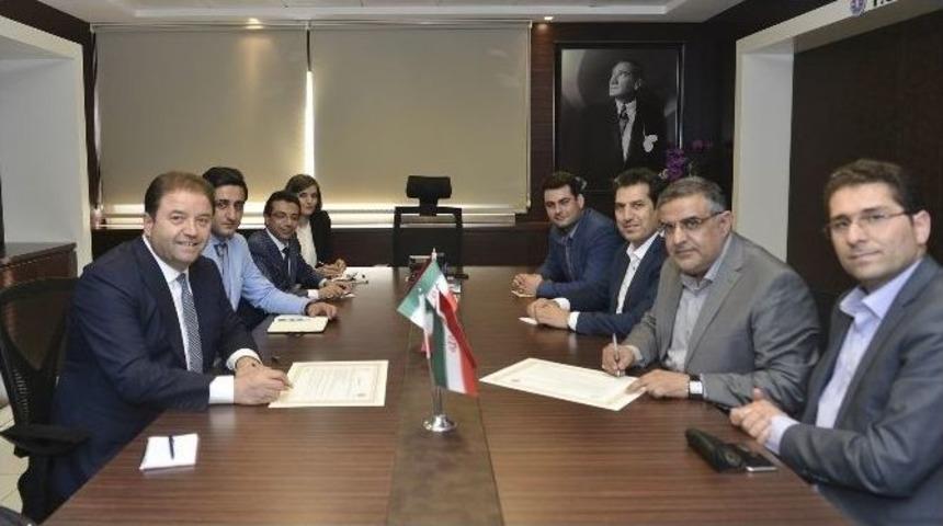 İranlılar Maltepe&rsquo;ye &Ccedil;ıkarma Yaptı