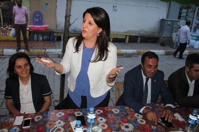 Hdp’li Pervin Buldan Iğdır’da