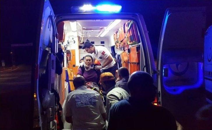 Kula’da İki Otomobil Çarpıştı: 4 Yaralı G5