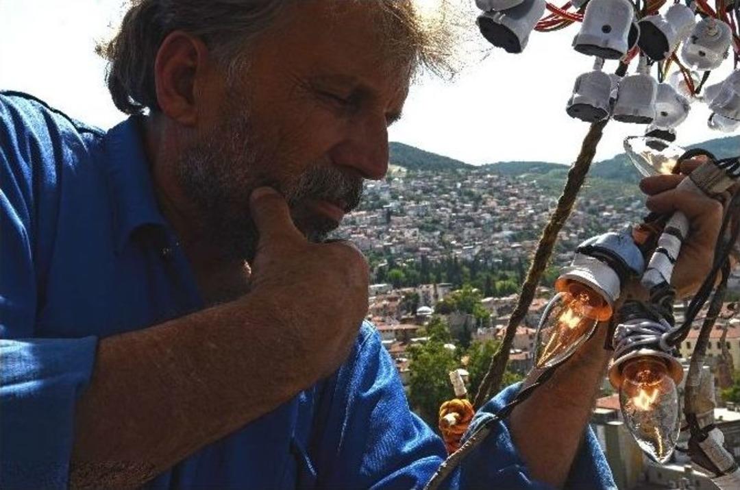 (&ouml;zel Haber) Ulucami&rsquo;nin Devasa Minaresinde Akrobatları Aratmadılar
