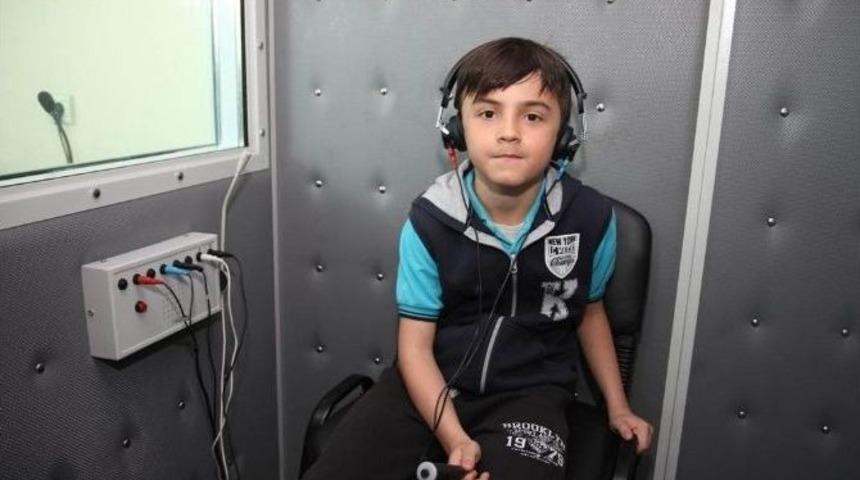 Atık Piller İşitme Engelli &Ccedil;ocuklara Umut Oldu