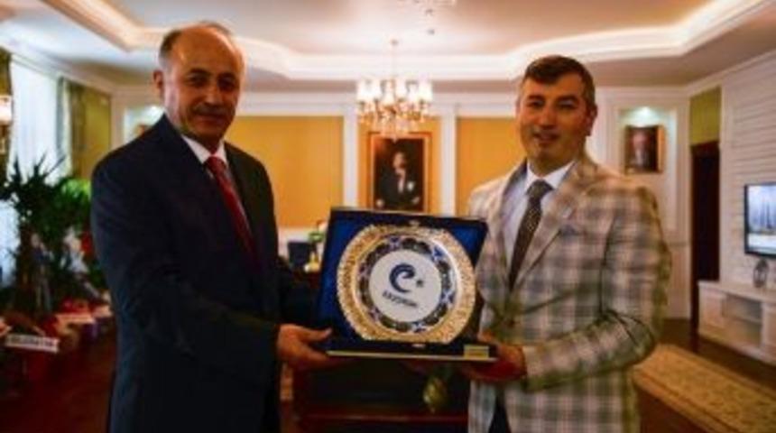 Başsavcı &Ccedil;i&ccedil;ekli&rsquo;den Vali Azizoğlu&rsquo;na Ziyaret