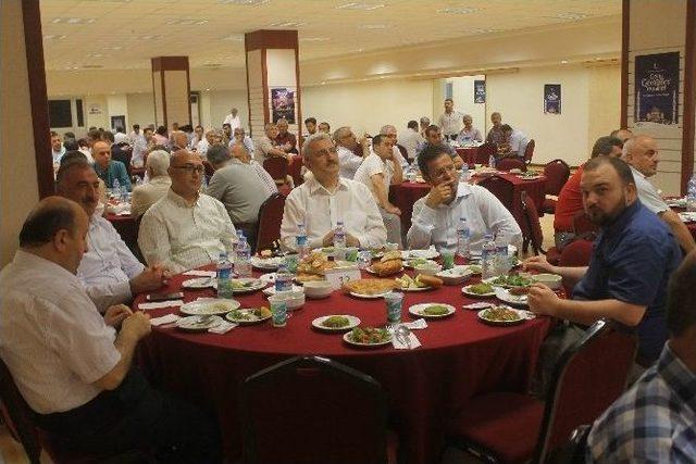 ’gelin Gönüller Yapalım Bu Ramazan Ve Her Ramazan’ İftarı