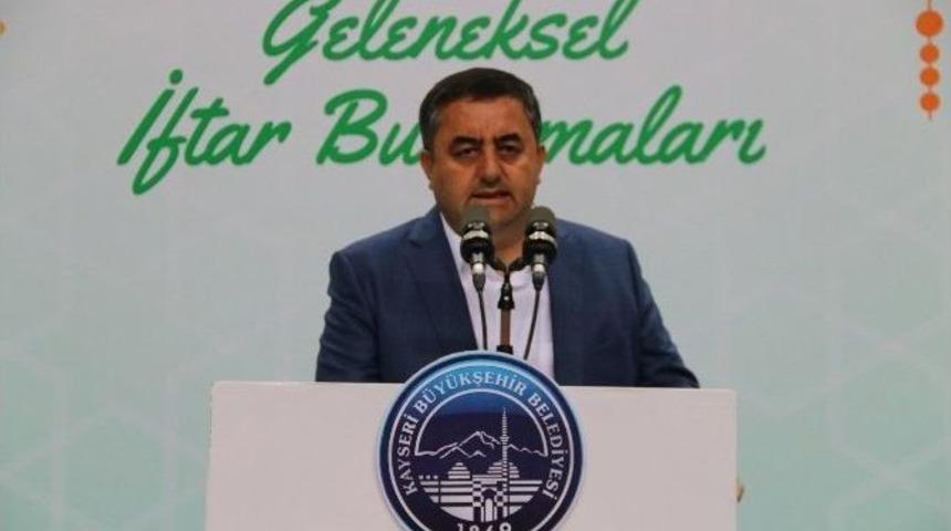B&uuml;y&uuml;kşehir Personeli İftarda Bir Araya Geldi