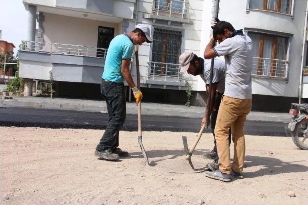 Iğdır&rsquo;da Oru&ccedil;lu İş&ccedil;ilerin Sıcakla İmtihanı