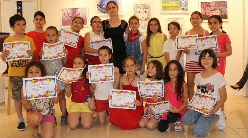 S&ouml;ke&rsquo;de &Ouml;ğrencilerin Sergisi Beğeni Topladı