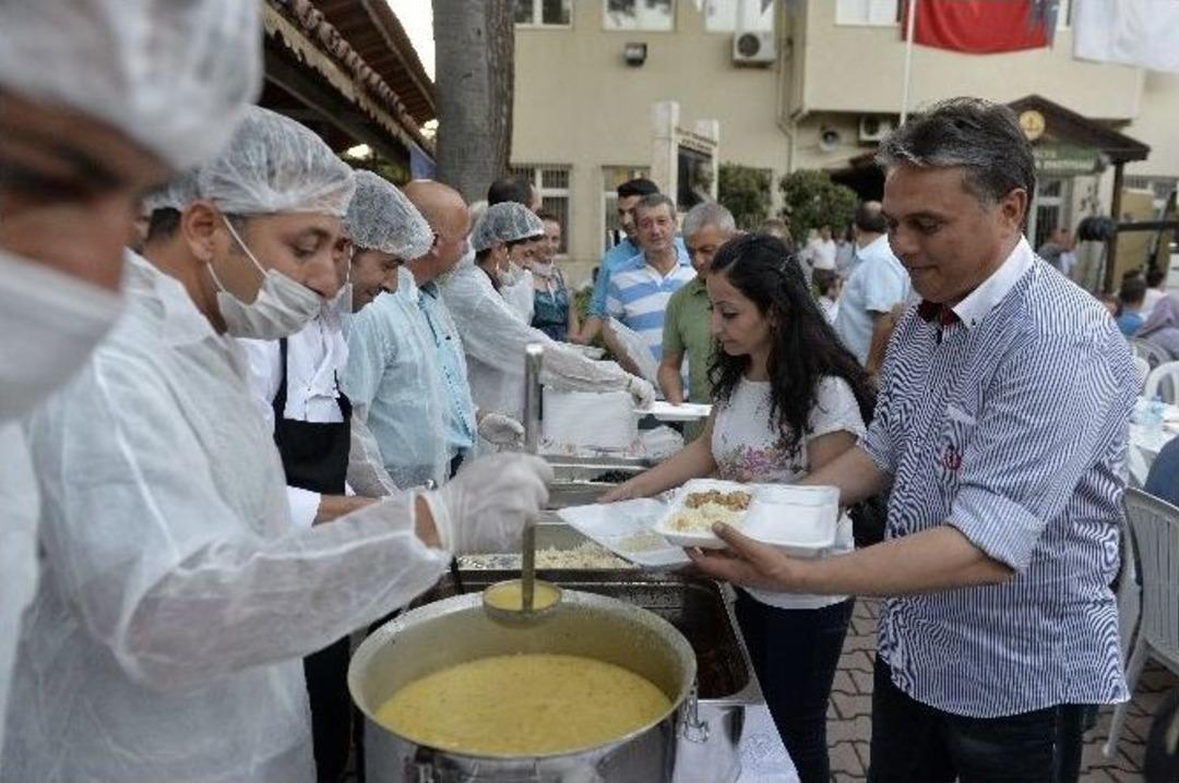 Muratpaşa Belediyesi&rsquo;nde Kalei&ccedil;inde İftar