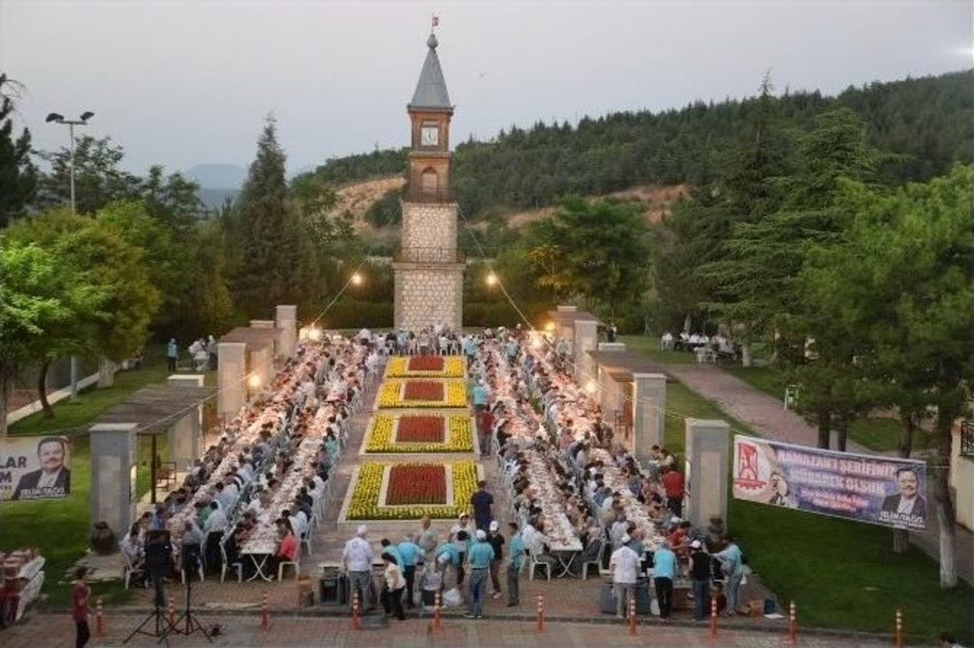 Bilecik Belediyesi&rsquo;nden İl Protokol&uuml;ne İftar