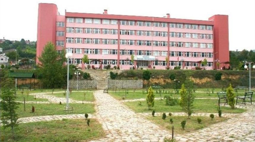 Devrek Kamp&uuml;s&uuml; Yeni D&ouml;neme &Ouml;nemli Yatırımlarla Hazırlanıyor