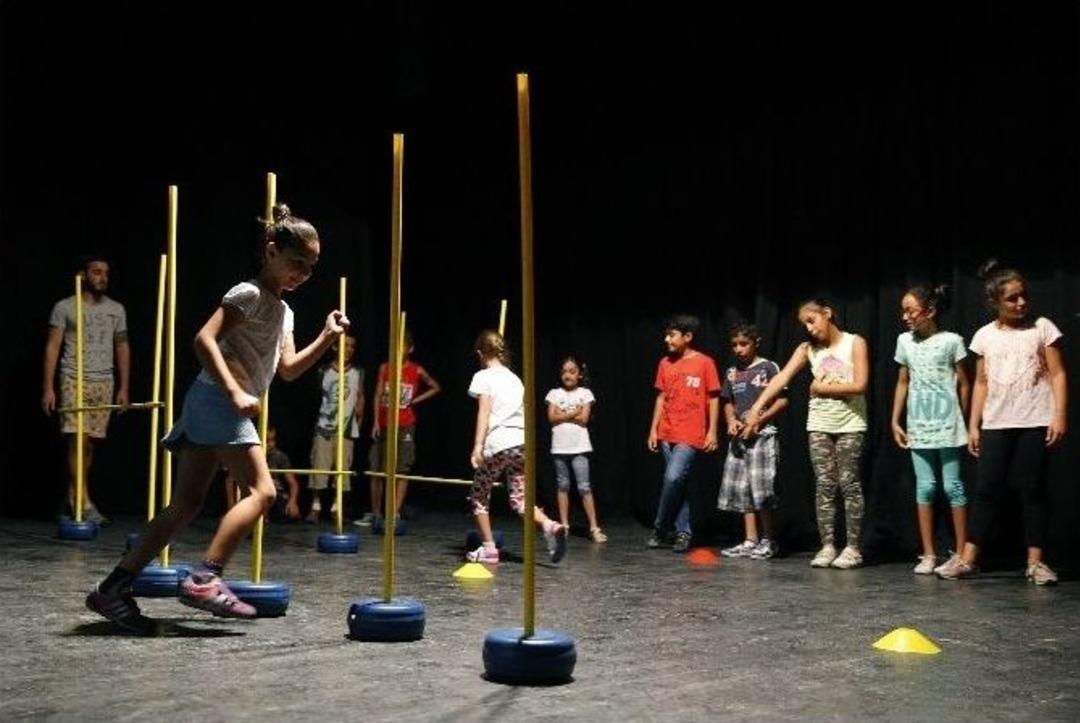 Konak&rsquo;ta &Uuml;cretsiz Yaz Okullarına Kayıtlar Başladı