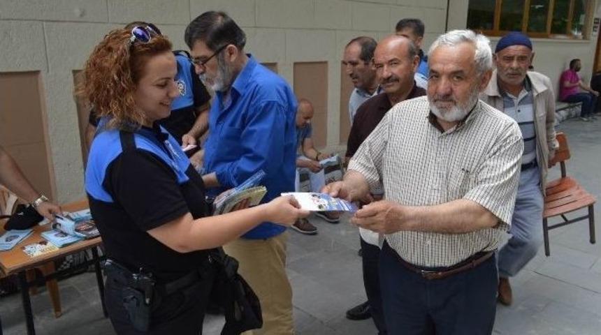 Vatandaşlara Bilgilendirme Broş&uuml;r&uuml; Dağıtıldı
