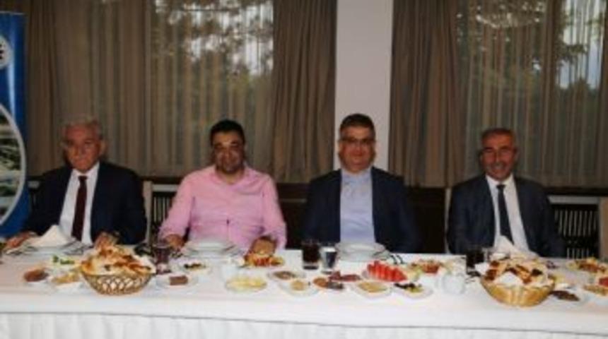 Aksaray Osb M&uuml;teşebbis Heyeti İftarda Bir Araya Geldi