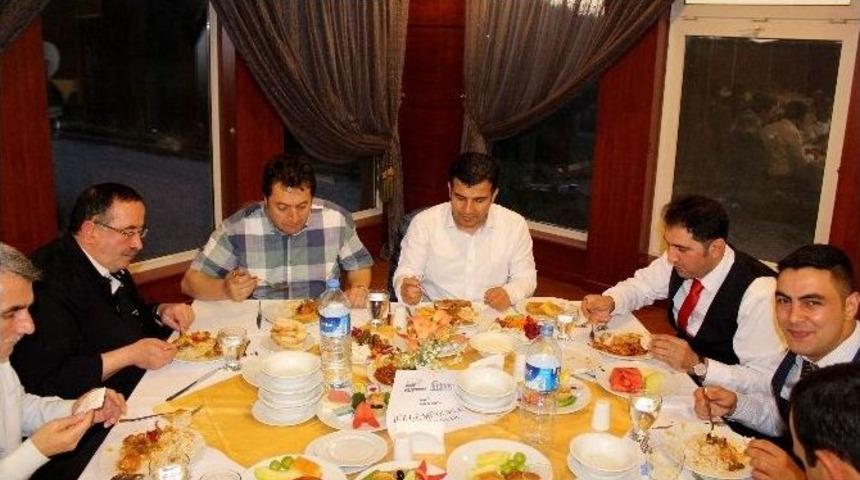 İhlas Holding &Ccedil;alışanları İftarda Buluştu