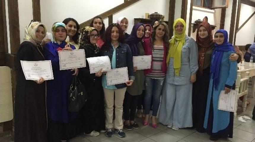 Pursaklar&rsquo;da 41 Hanım Daha Sertifika Aldı