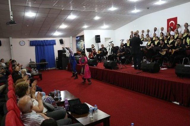 Belediye Korosu’ndan Türk Halk Müziği Konseri