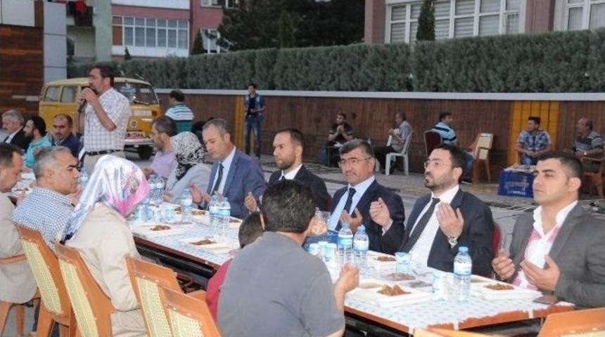 Niğde Belediyesinden 5 Bin Kişiye İftar Yemeği