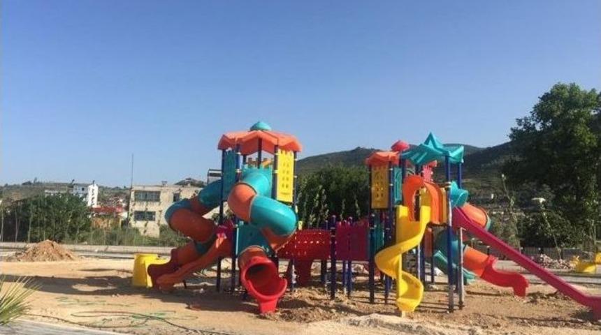 Osmaneli&rsquo;de Şehitler Parkı Ve Mustafa Kara &Ccedil;ocuk Parkı Hizmete Hazır