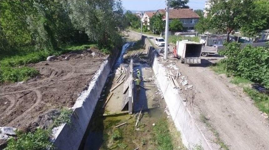 Başiskele&rsquo;de, Alt Ve &Uuml;st Yapı &Ccedil;alışmaları Devam Ediyor