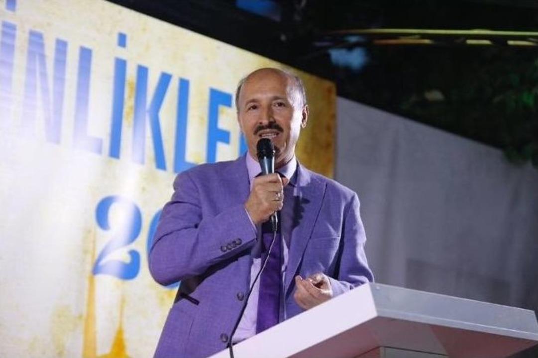 Doğup B&uuml;y&uuml;d&uuml;ğ&uuml; Memlekette Hemşehrileriyle İftar Sofrasında Bir Araya Geldi