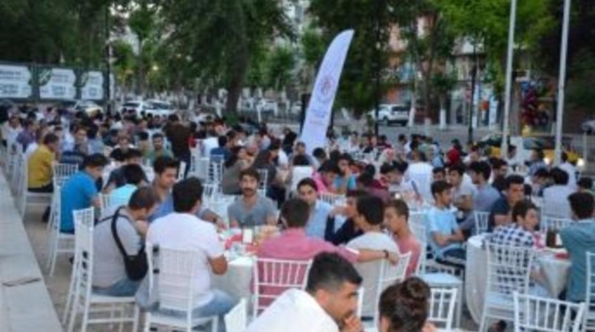 Spor Ailesi İftarda Bir Araya Geldi