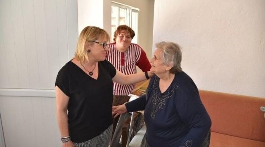 Milaslı Anne Ve Kızına Yeni Yaşam Alanı