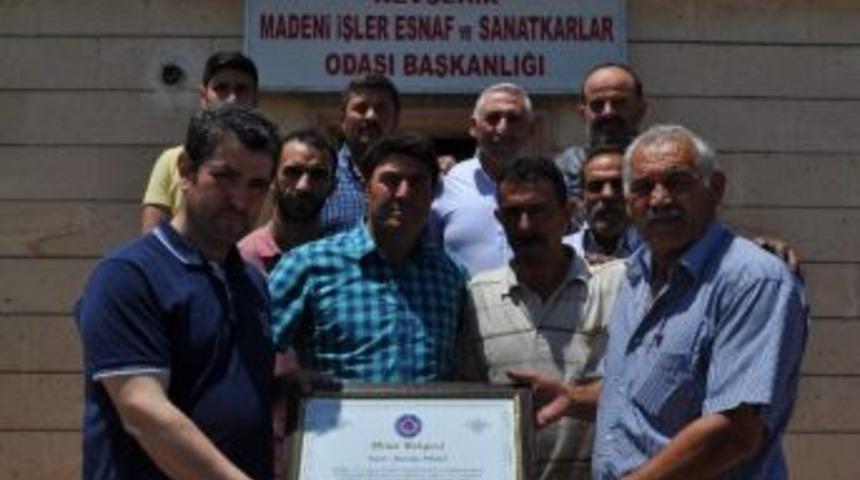 Madeni İşler Odasından &Ouml;rnek Esnafa Onur Belgesi