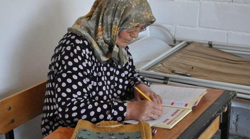 Hanımlar İstedi, Okuma-yazma Kursları Hemen A&ccedil;ıldı
