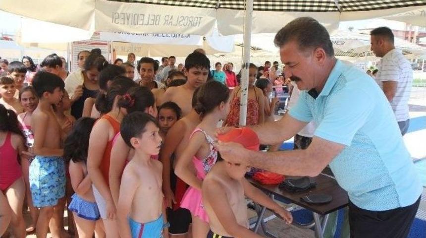 Toroslar Belediyesi&rsquo;nin Y&uuml;zme Kursları Başladı