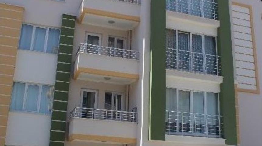 45 Yaşındaki Kadın İntihar Etti