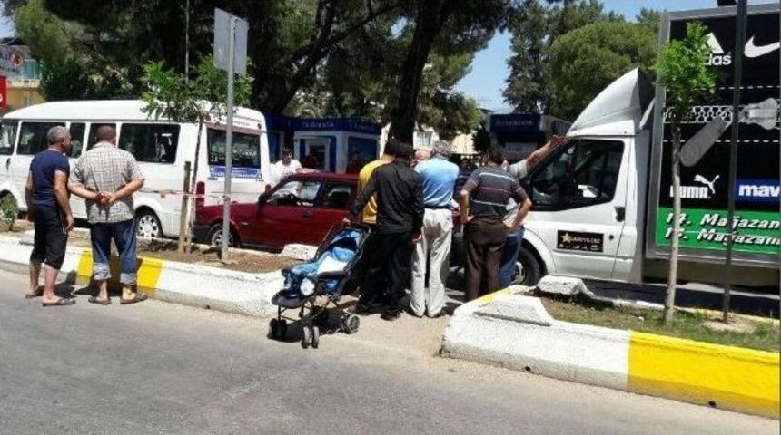 Nazilli&rsquo;de Zincirleme Trafik Kazası