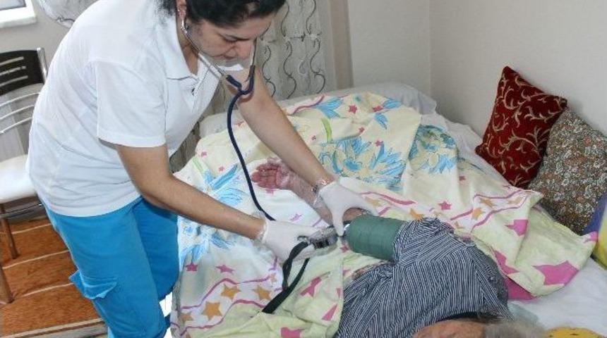 Denizli’de 13 Bin Hastaya Evde Hizmet Verildi