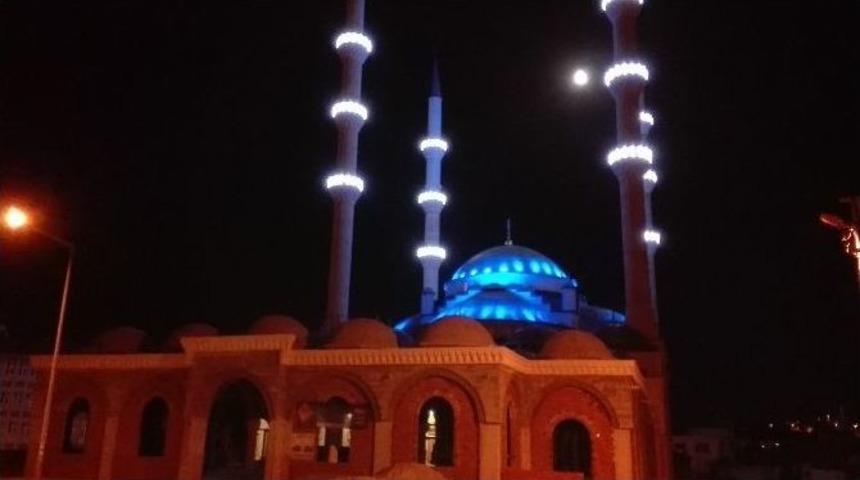 Kayı Boyu Camii Işıl Işıl