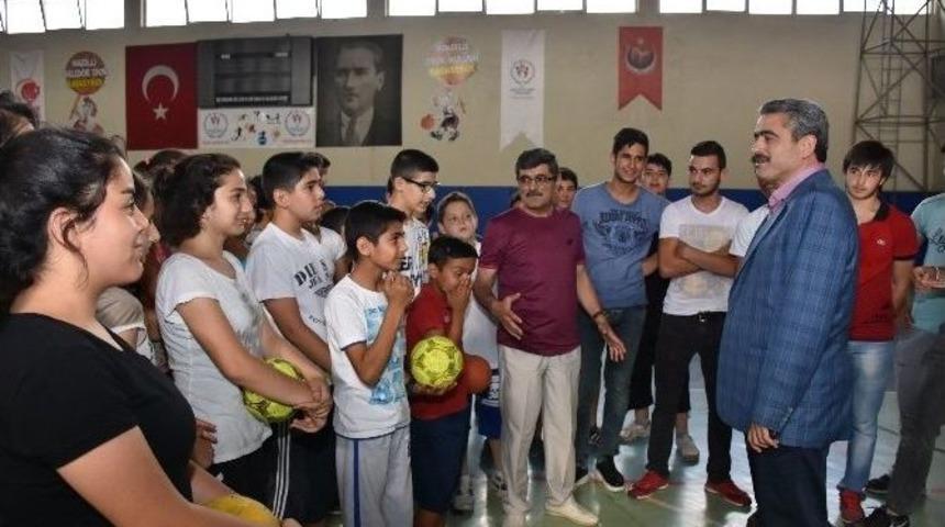 Nazilli&rsquo;de Yaz Hentbol Kursu Başladı