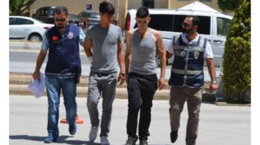 Cep Telefonu Hırsızları Uyuşturucuyla Yakalandı