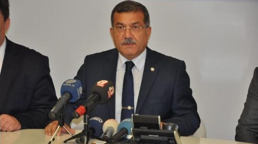 İzmir&rsquo;de Mimar Kadını &Ouml;ld&uuml;ren Zanlı İstanbul&rsquo;da Yakalandı