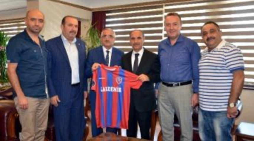 Karab&uuml;kspor&rsquo;dan Vali Aktaş&rsquo;a Ziyaret