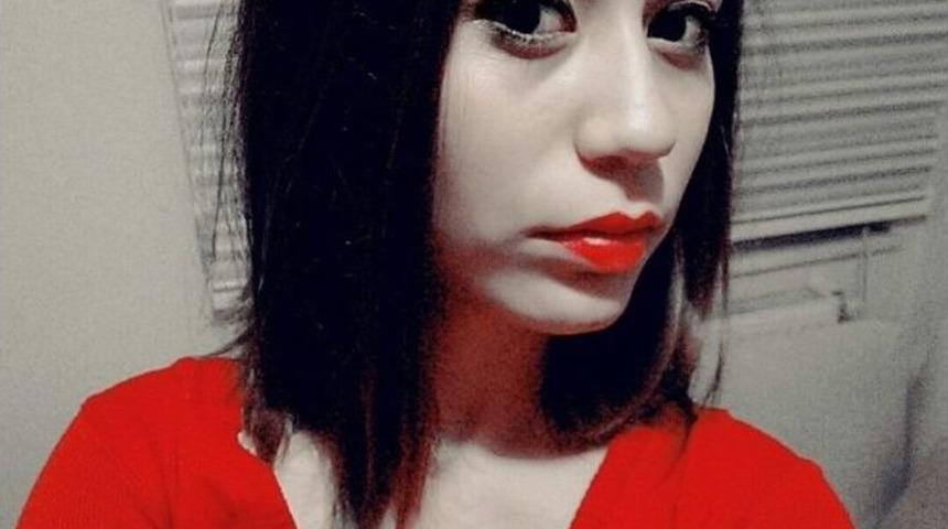 16 Yaşındaki Gen&ccedil; Kız Kalp Krizinden &Ouml;ld&uuml;